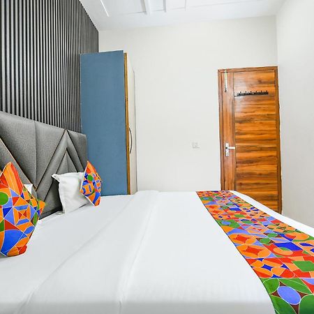 Fabhotel K9 Stay ลูดิฮานา ภายนอก รูปภาพ